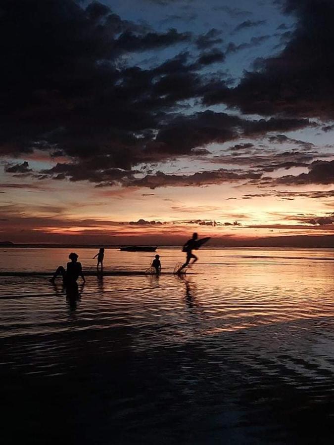 Sand 1 Hostel Siquijor Exterior photo